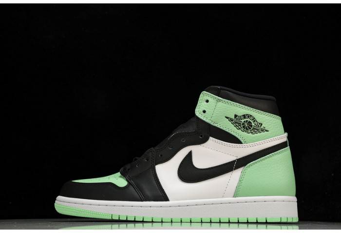 Air Jordan 1 High OG Green Glow DZ5485-130 - Image 2