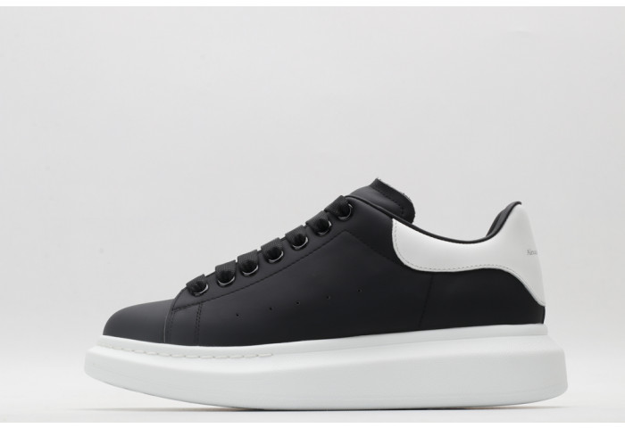 Alexander McQueen Sneaker AMQ-3145 - Image 2