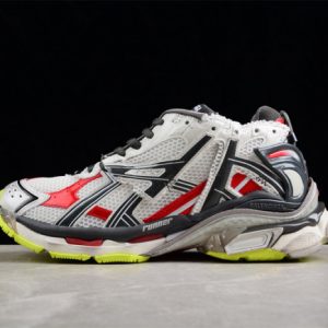 Balenciaga triple trainer BTT-134