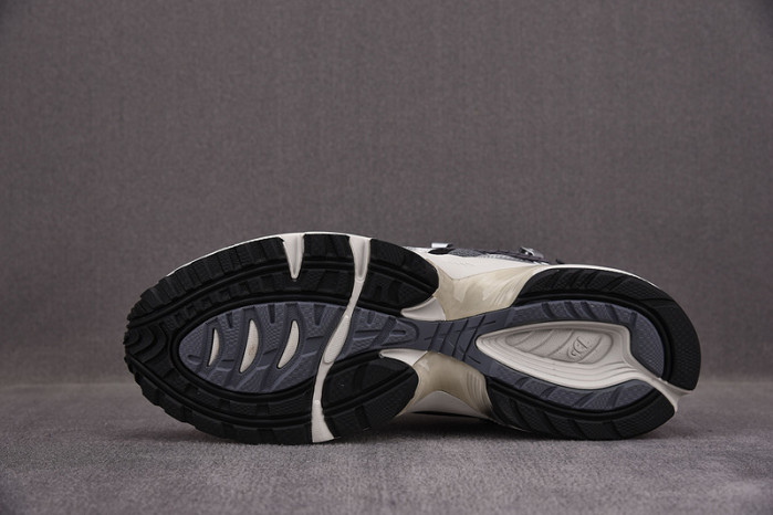 ASICS GEL 1203A115-025 - Image 4