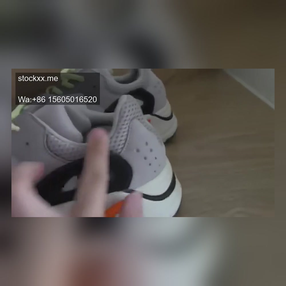 Yeezy Boost 700 Wave Runner