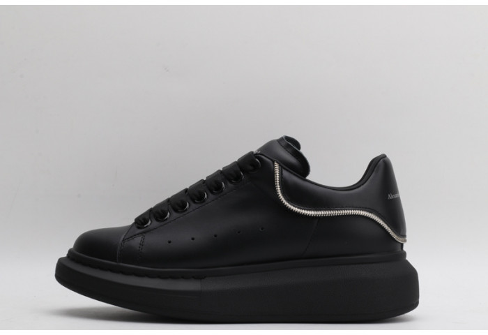 Alexander McQueen Sneaker AMS-028 - Image 2
