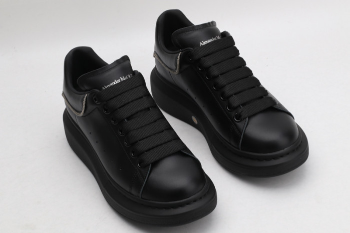 Alexander McQueen Sneaker AMS-028 - Image 3