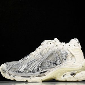 Balenciaga triple trainer BTT-148