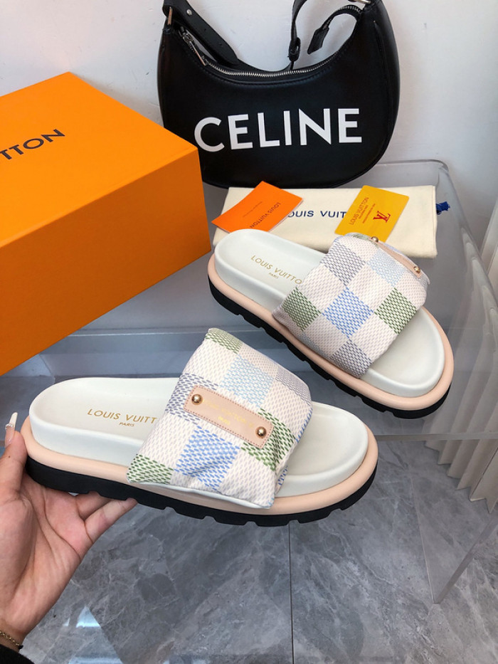 Louis Vuitton Sandals LV-170029
