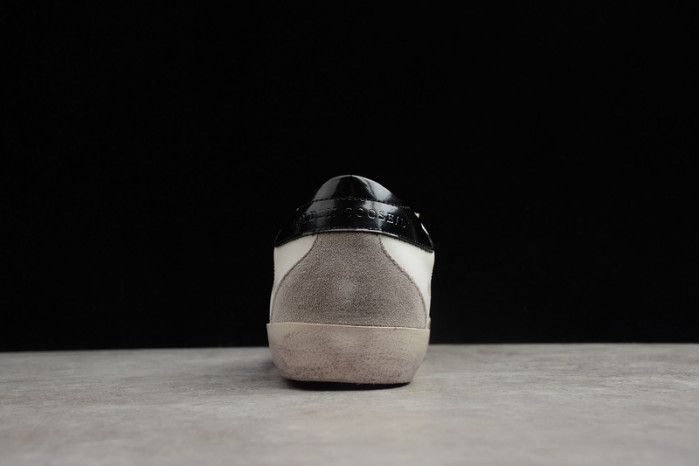 Golden Goose Sneakers GGS-012 - Image 3