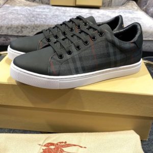 Burberry Sneakers BS-003