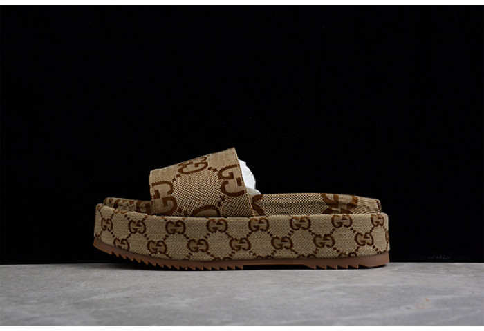Gucci Sandals GC-4388 - Image 2