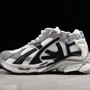 Balenciaga triple trainer BTT-154