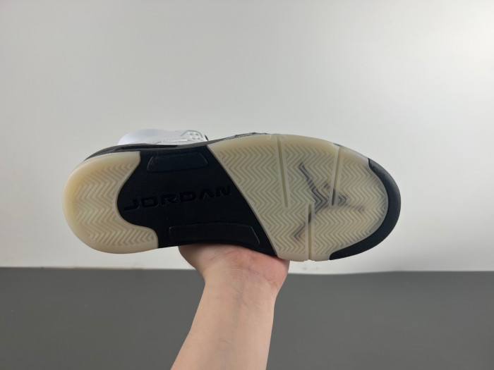 Air Jordan 5 000587-110 - Image 3