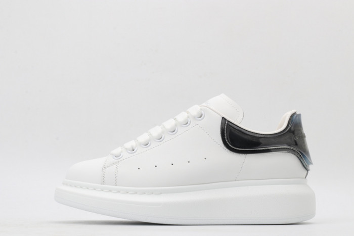 Alexander McQueen Sneaker AMS-074