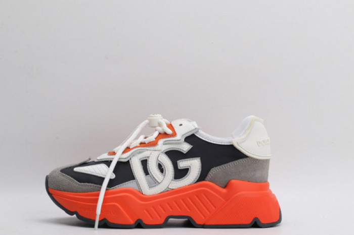 Dolce & Gabbana Sneakers DG-002