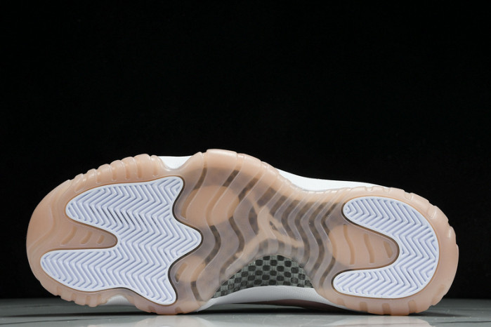 Air Jordan 11 Retro Low AH7860-160 - Image 3