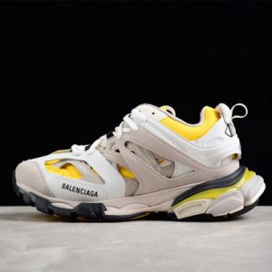 Balenciaga triple trainer BTT-136