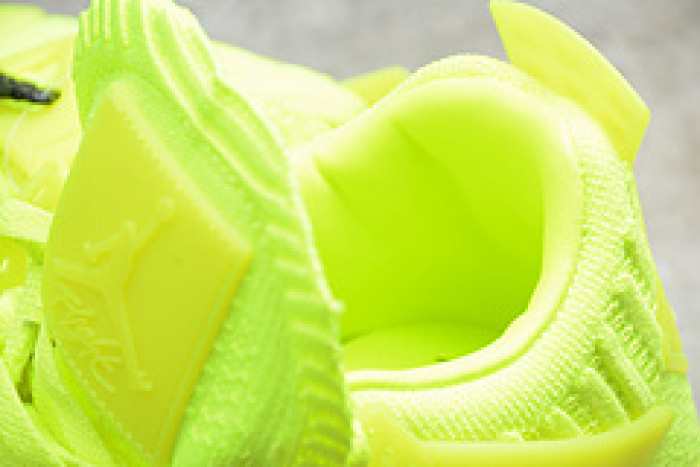 Air Jordan 4 retro flyknit volt aq3559-700 - Image 4