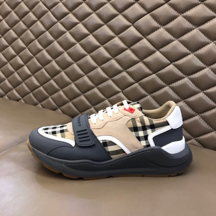 Burberry Sneakers b-001