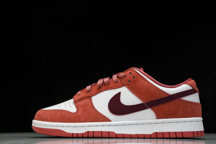 Nike dunk low valentine