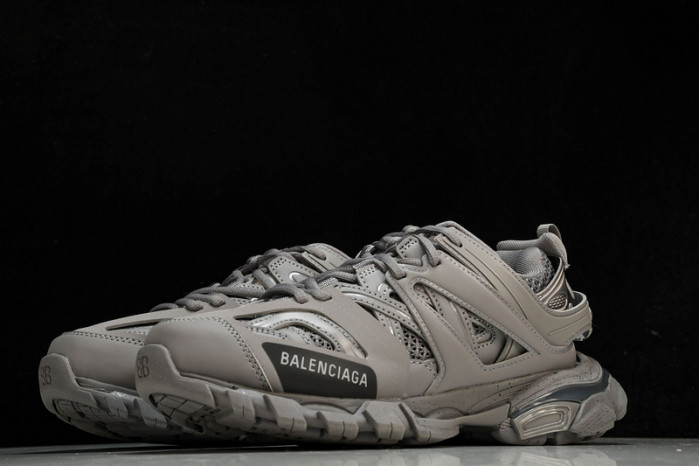 Balenciaga triple trainer BTT-142 - Image 4