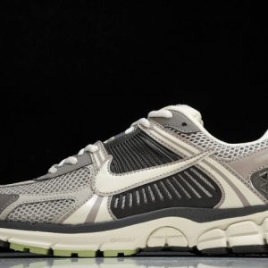 Nike air zoom vomero 5 fb8825-001