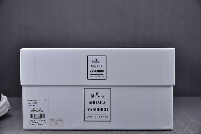 Maison Mihara Yasuhiro MMY-050 - Image 3
