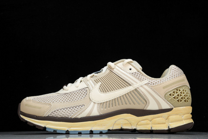 Nike air zoom vomero 5 fb8825-111