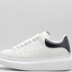Alexander McQueen Sneaker AMS-058