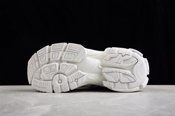 Balenciaga triple trainer BTT-089 - Image 4