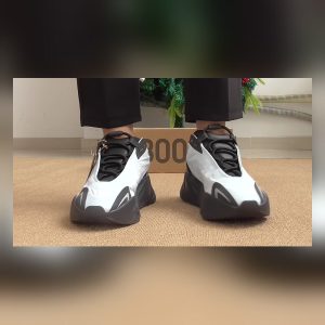 PK GOD Yeezy Boost 700 MNVN Blue Tint On Foot Review