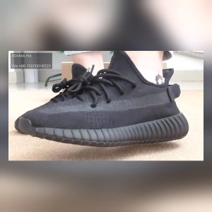 Yeezy Boost 350 V2 Onyx On Foot Review