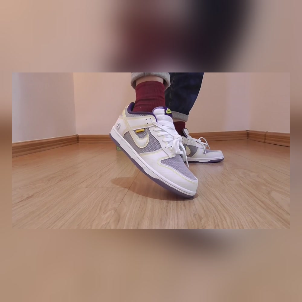 Union x Nike Dunk Low Lakers On Foot