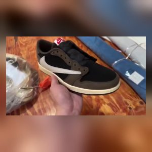 Jordan 1 travis scott low