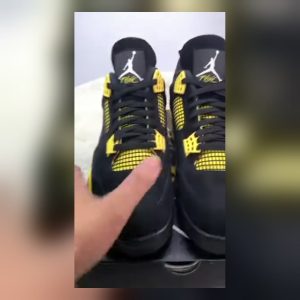 Top 3 Sneakers (Jordan 4 Thunder & Nike SB x Air Jordan 4 Pine Green & Jordan 3 Reimagined)