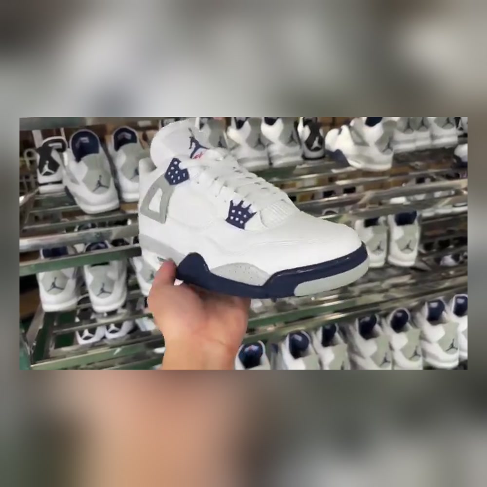 Jordan 4 Midnight Navy
