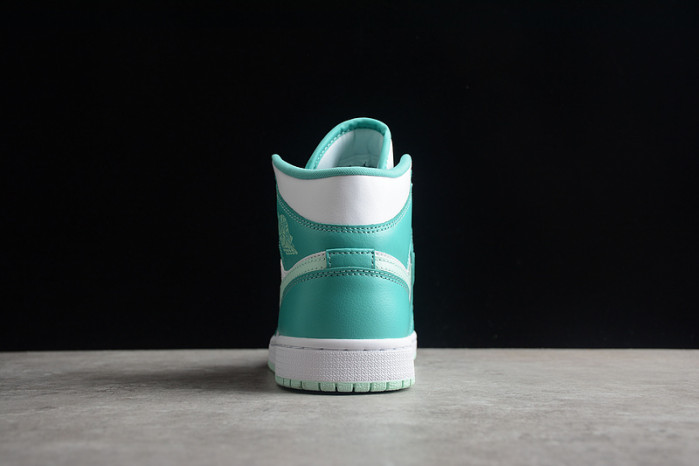 Air Jordan aj1 mid dv222-300 - Image 3